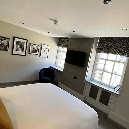 The Punchbowl Inn Woodstock Extérieur photo