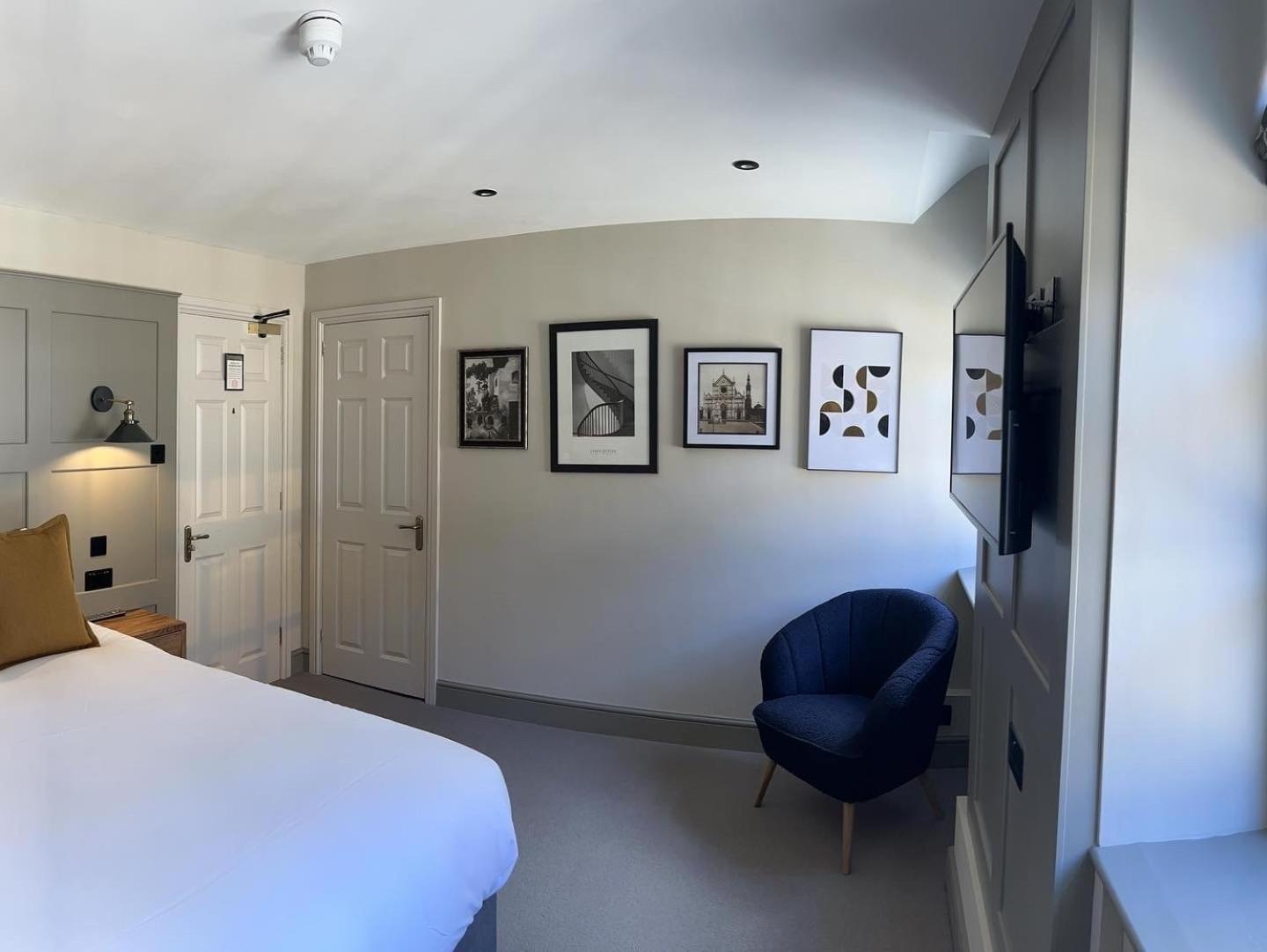 The Punchbowl Inn 3*